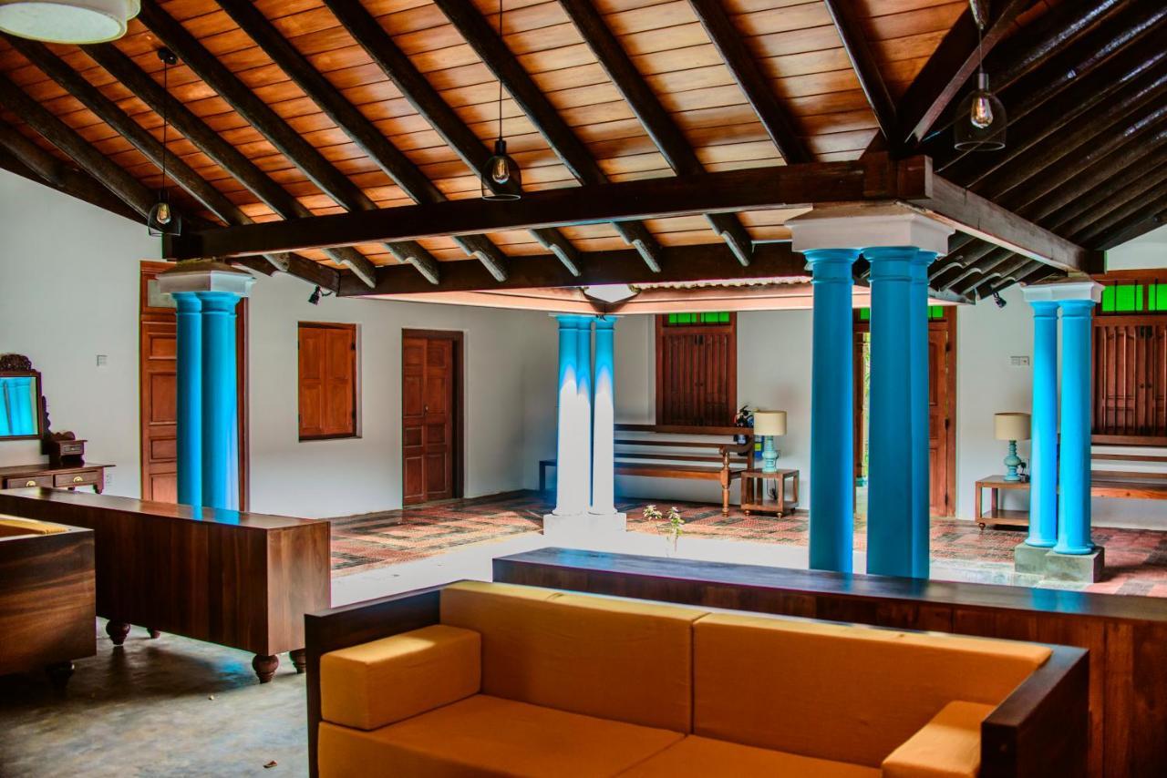 Thambu Illam Hotel Jaffna Eksteriør billede