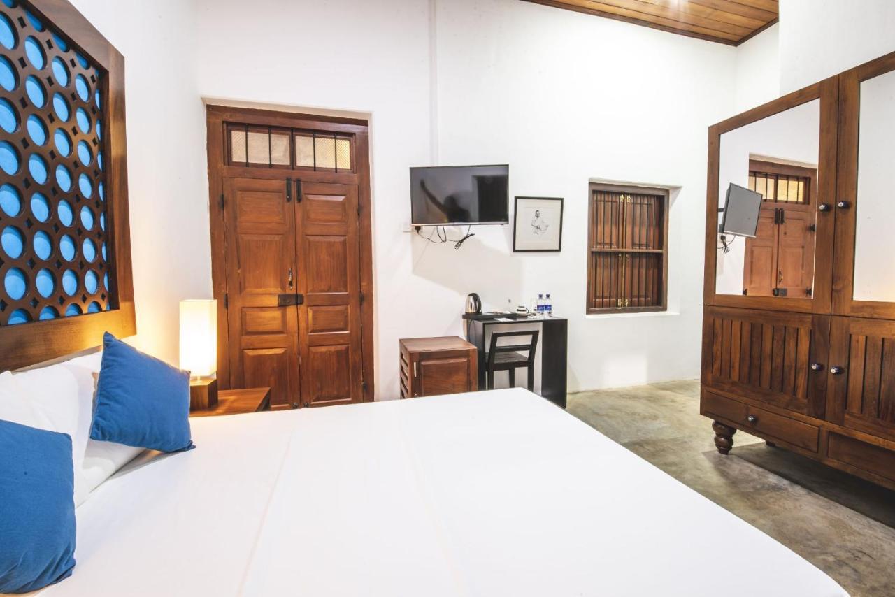 Thambu Illam Hotel Jaffna Eksteriør billede