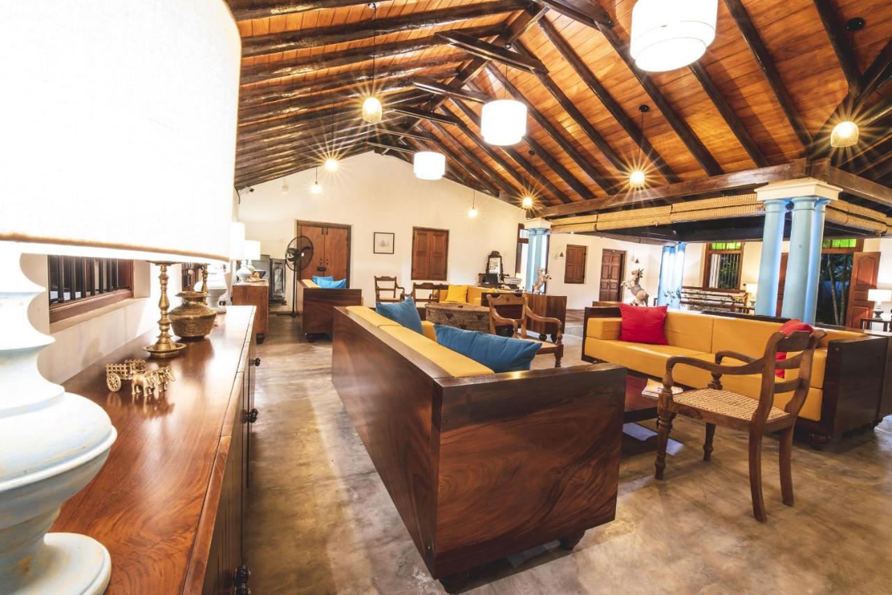 Thambu Illam Hotel Jaffna Eksteriør billede